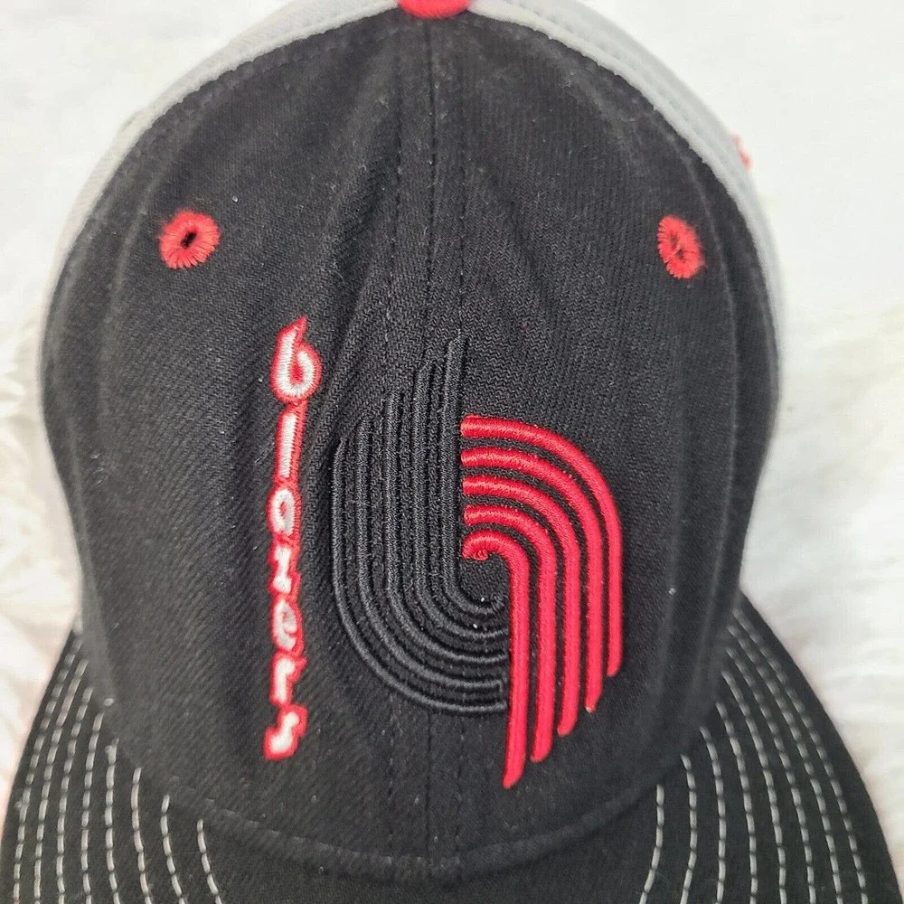 Portland Trail Blazers Fitted Cap Hat Size 7‎ 1/4 NBA Hardwood Classics Men's